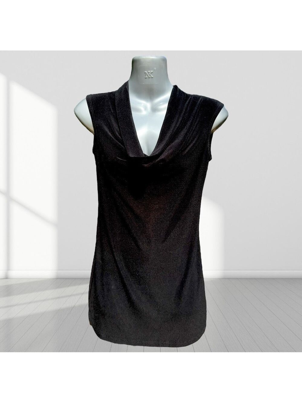 •HKR Collections Black Cowl Neck Sleeveless Top | Size Small - Picture 3 of 7